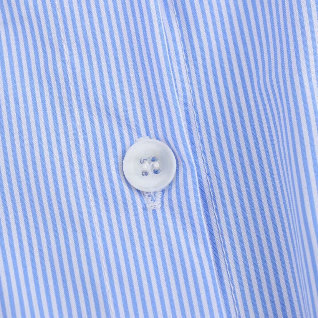 Femme Button-Up Utility Kjole med justerbar snor i taljen Stilla