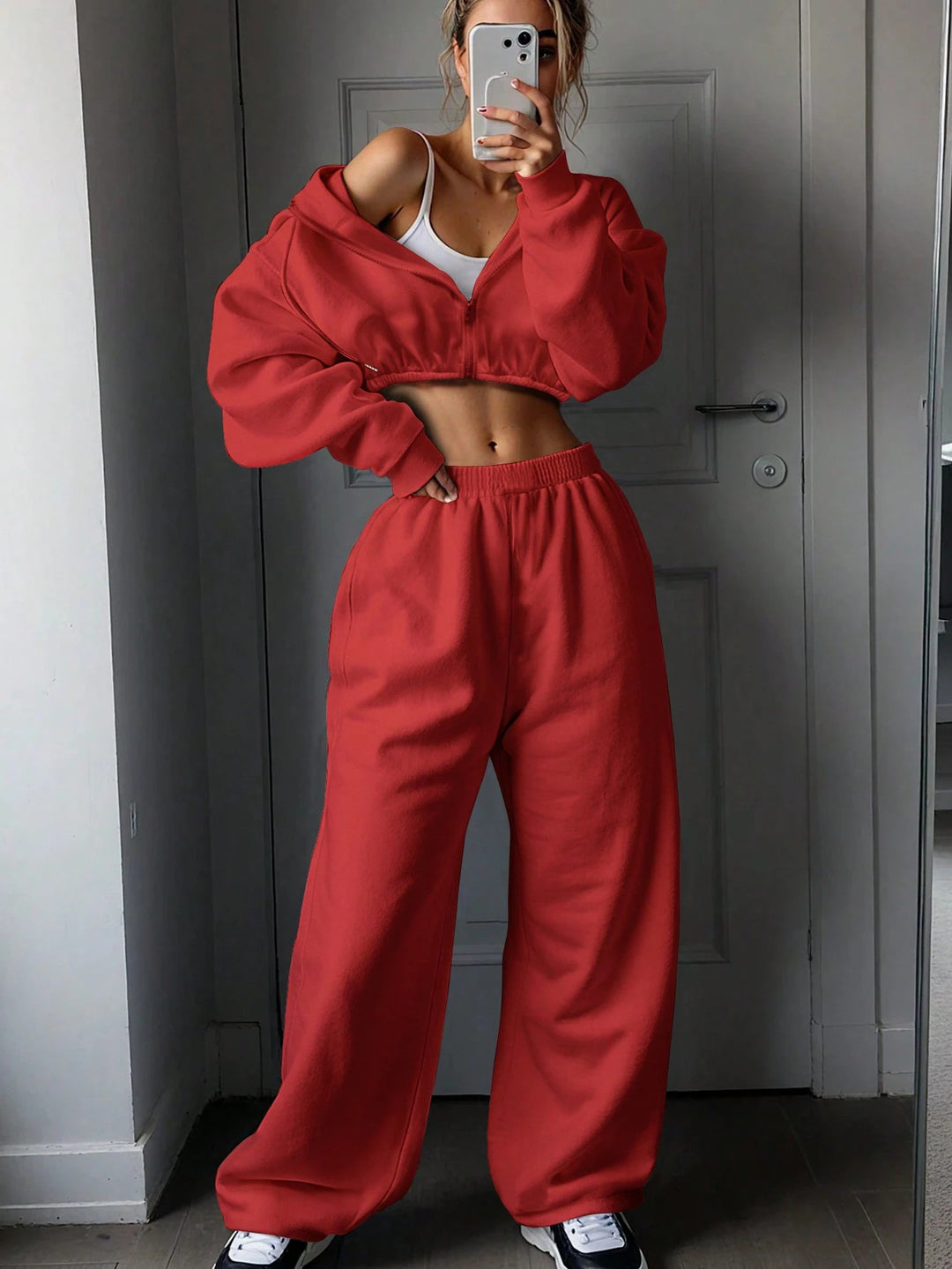 Dame oversized Crop-Hoodie med bred pasform og behagelige joggingbukser Stilla