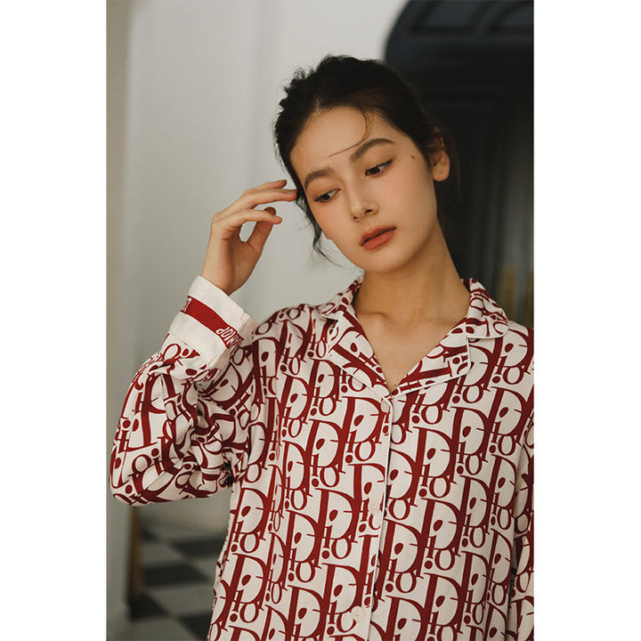 Dame Satin Pyjamasbluse med moderne grafisk mønster Stilla