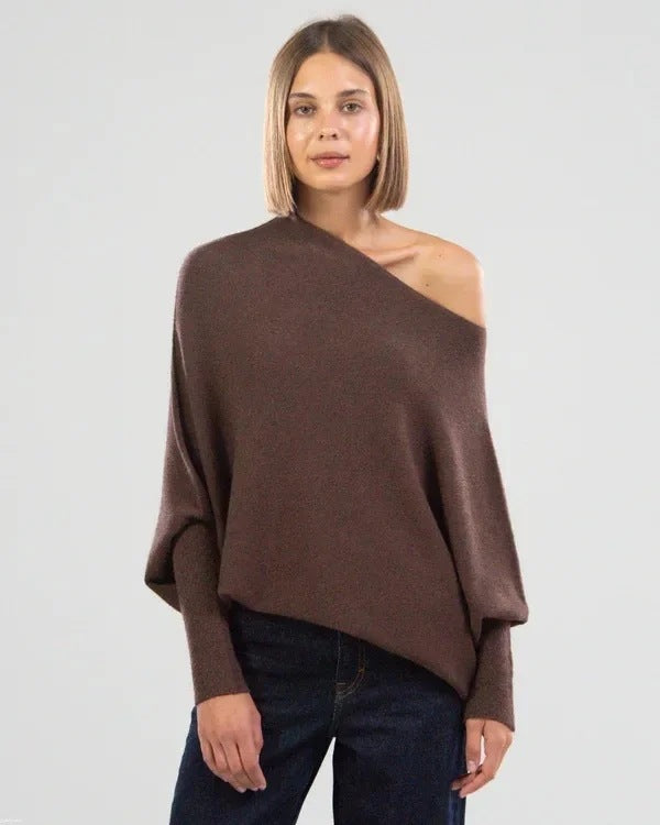 Dame afslappet striktop med løs pasform og off shoulder design Stilla