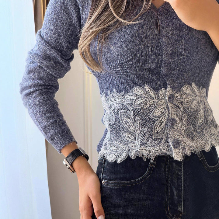 Damer cardigan med delikat blonder trim og elegante knapper Stilla