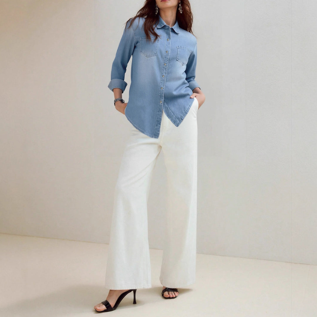 Kvindernes denimskjorte med moderne brystlommer og elegant knapstolpe Stilla