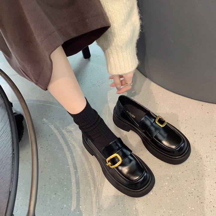 Femme Chunky Loafers med dekorativt spændefokus Stilla