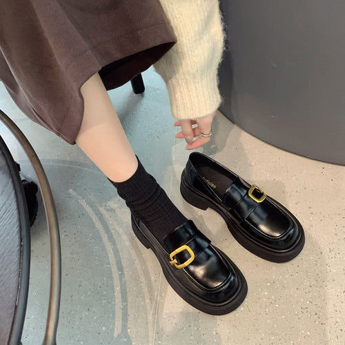 Femme Chunky Loafers med dekorativt spændefokus Stilla