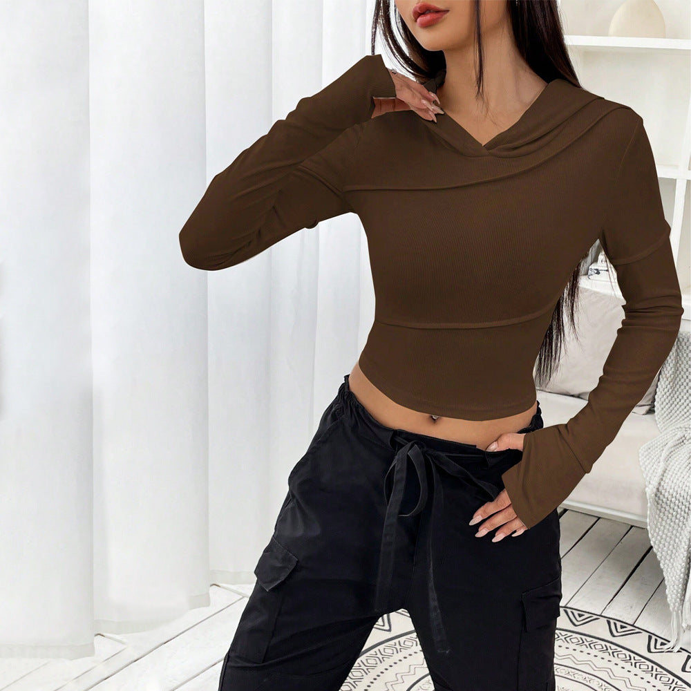 Kvinders crop top med elegant hætte-design og lange ærmer Stilla