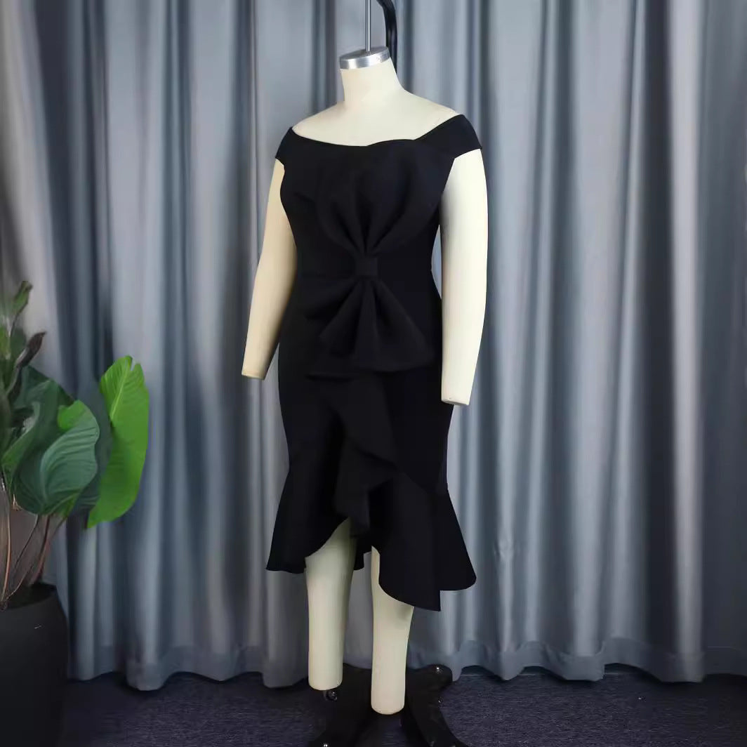 Dame Elegante aftenkjole med asymmetrisk flæsedesign Skovae
