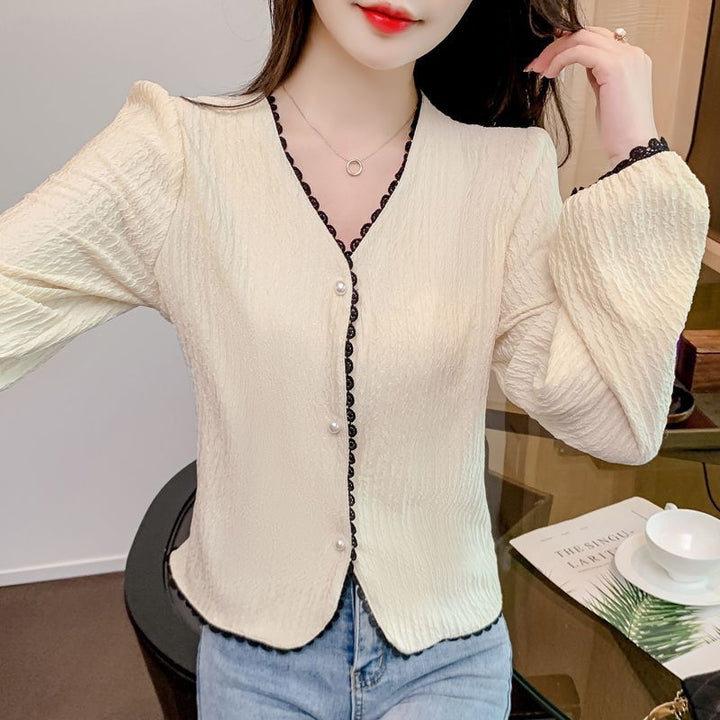 Kvinders bluse med fine lace accenter og elegant snit Stilla