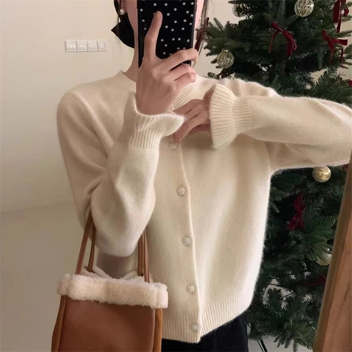 Kvinders hyggelige cardigan med perleknapper Stilla