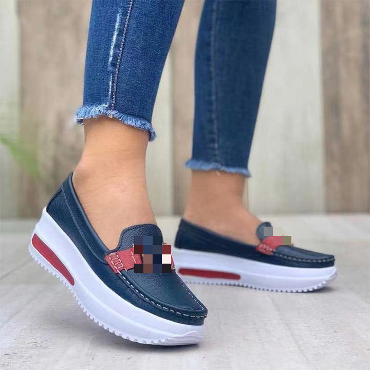 Dame Slip-On Fritidssko med dämpende platformssål og moderne accenter Stilla