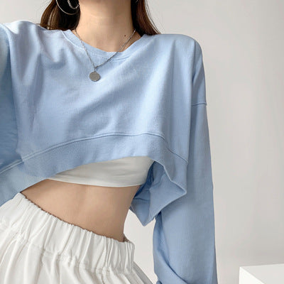Kvinders afslappede crop sweatshirt med løse ærmer og moderne snit