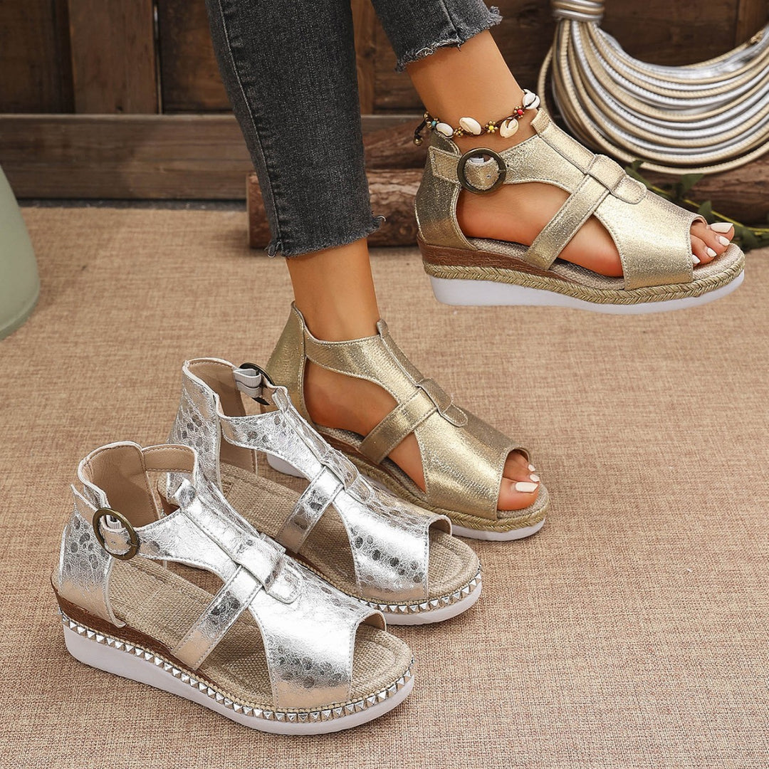 Dame sandaler med fashionabelt metallic-overmateriale og ergonomisk fodseng Stilla