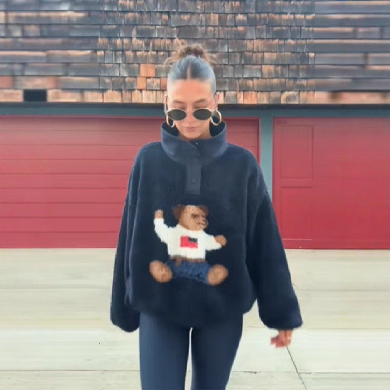Dame Fluffy Sweater med Unikt Dyremotiv Stilla