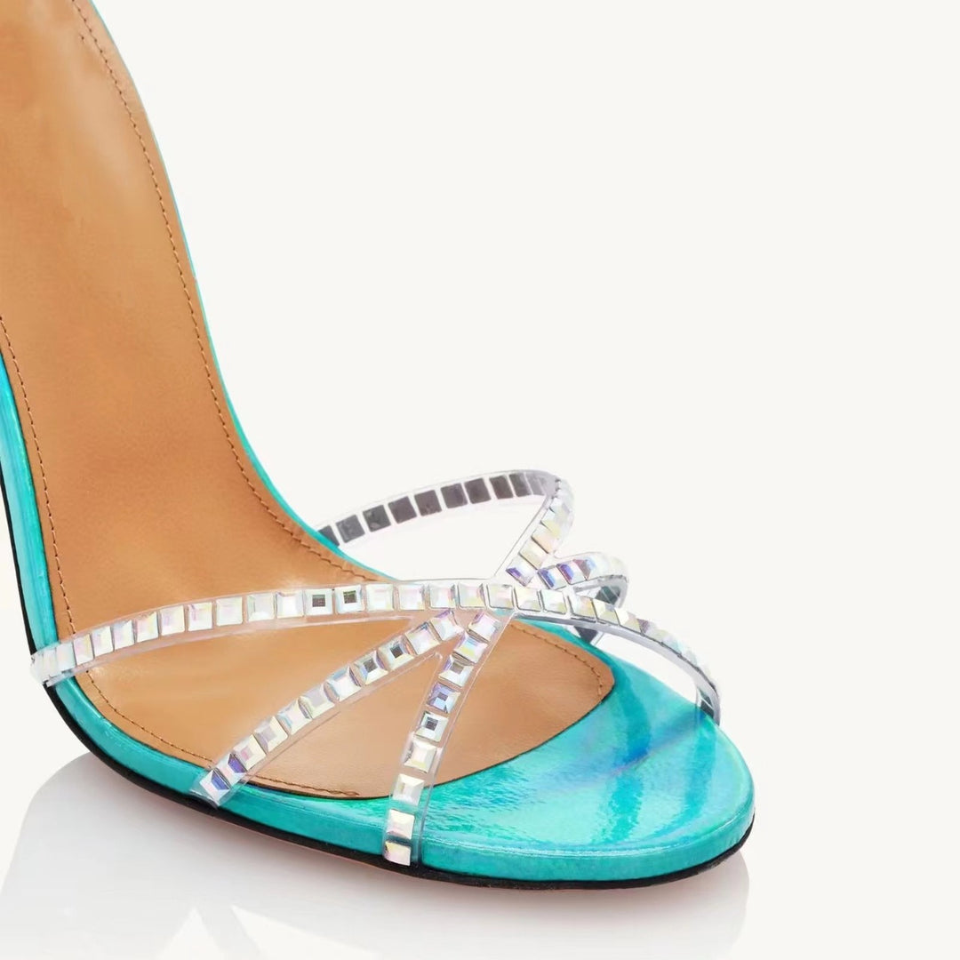 Femme Strappy Højhælede Sandaler med iriserende Ankeldetalje Stilla