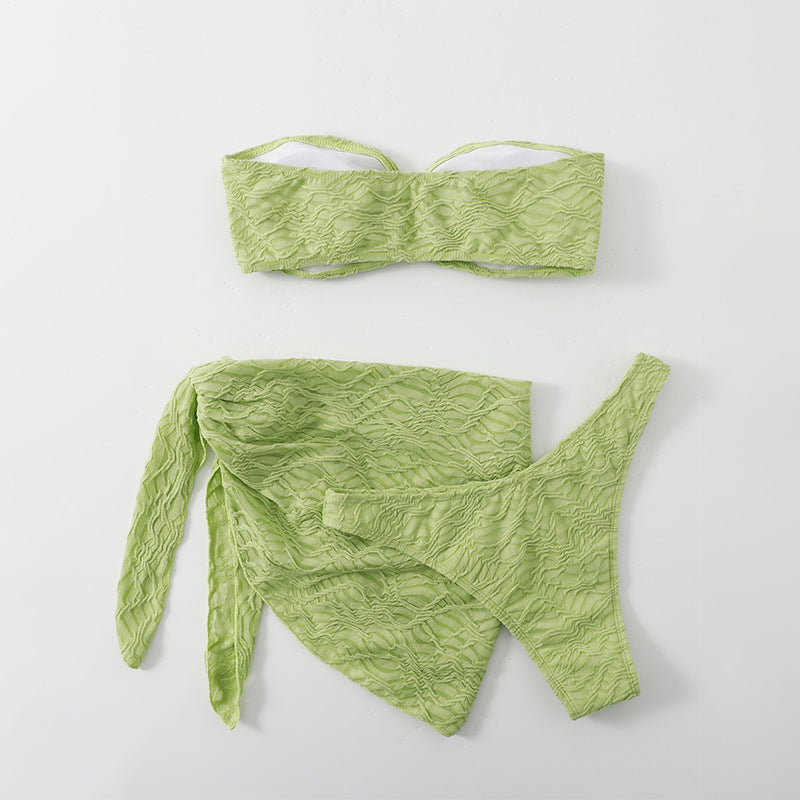 Dame Bandeau-bikini-sæt med struktureret top og matchende pareo Stilla