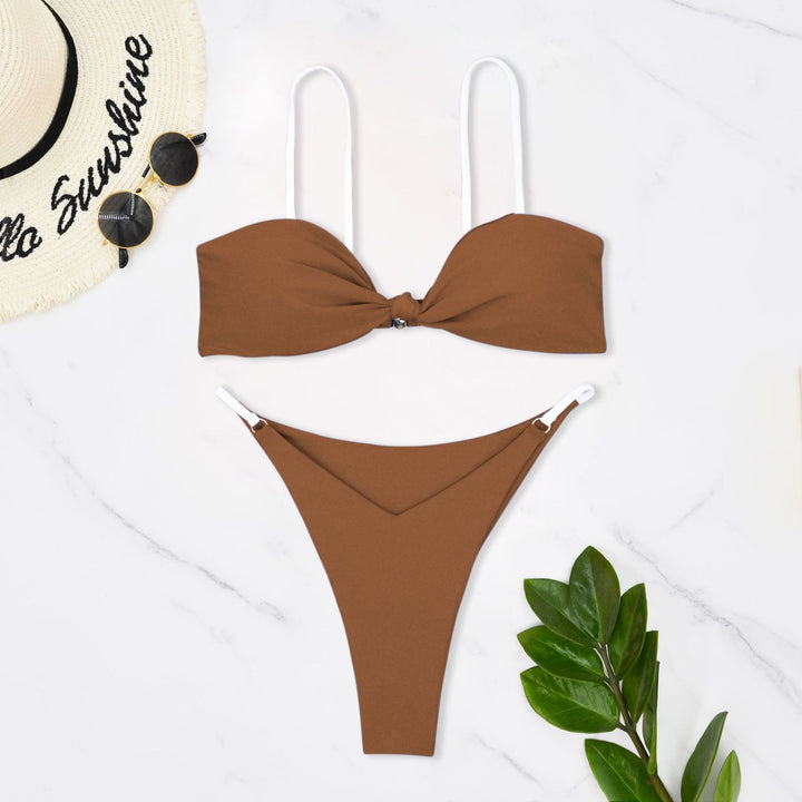 Dame Bandeau-bikini med trendy knude-design og hudvenligt materiale Skovae