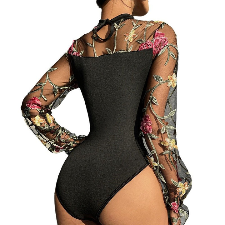 Dame Elegant Body med specialiseret blomst- og netdesign Stilla