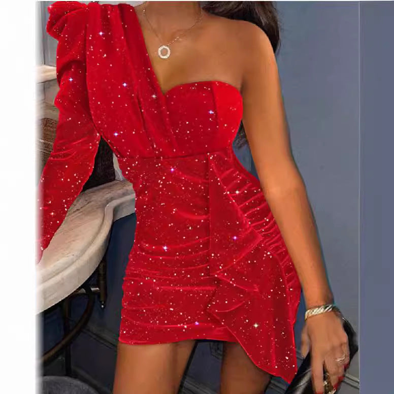 Dame Glamorous Mini-kjole med asymmetrisk udskæring og funklerende stof Stilla
