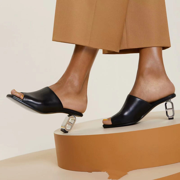 Femme Open-Toe Slide Mules med skulpturelt hældesign Stilla
