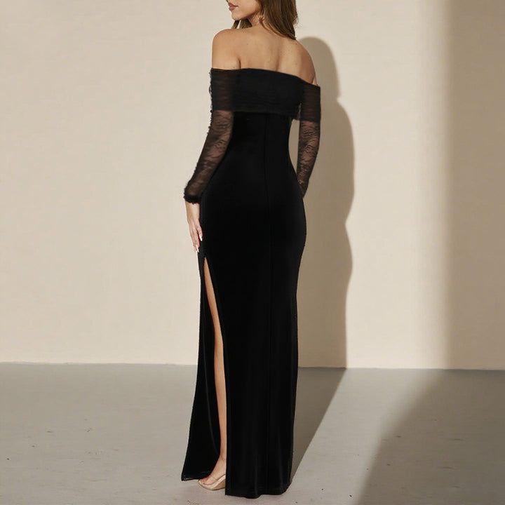 Dame off-shoulder aftenkjole med spidse ærmer og lang silhuet Skovae