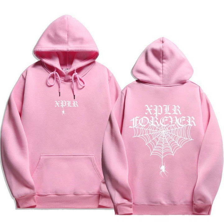 Kvinders hoodie med seje grafiske prints og kængurulomme Skovae