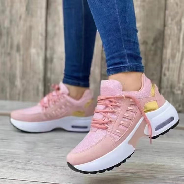 Dame Sporty Sneakers med åndbart mesh-overflade og stødabsorberende sål Stilla