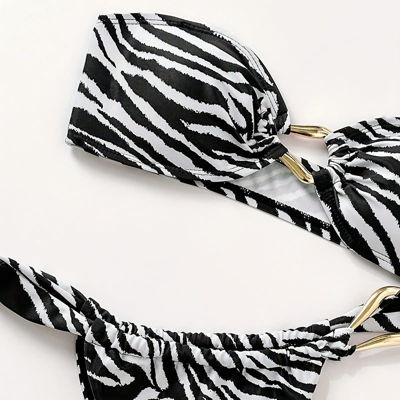 Dame Bandeau-bikini-sæt med trendy zebra-print og elegante accenter Stilla