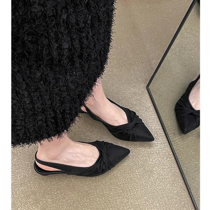 Femme Spidsnaht Slingback-Hæle med knyttet design Stilla