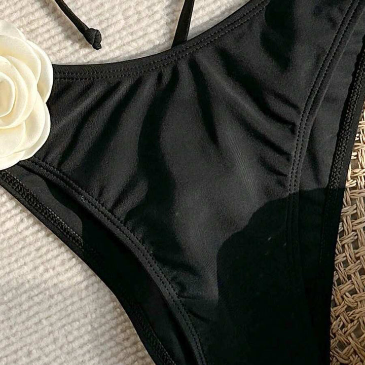Dame Bikini-sæt med trendy blomsterdekoration og rynker Stilla