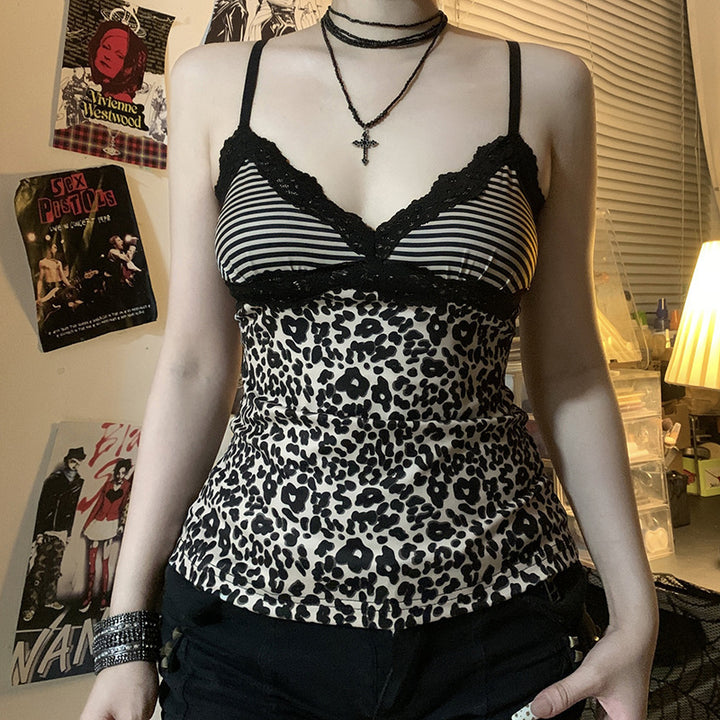 Dame spaghetti-top med elegant spidskant og moderne leopardmønster Skovae