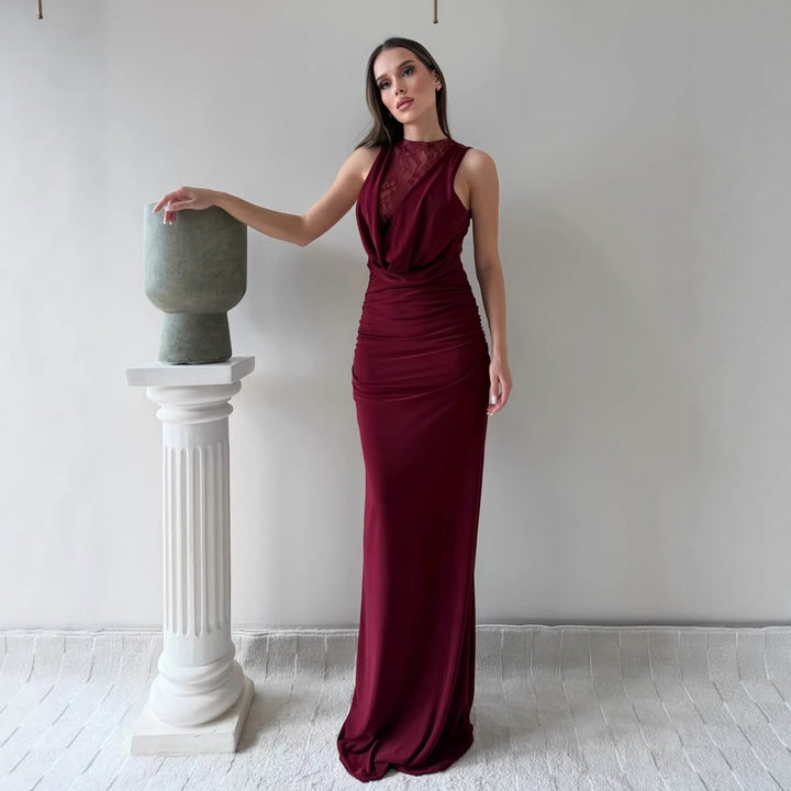 Dame Elegant Maxikjole med elegant Halterneck-design og raffineret Spidslage Skovae