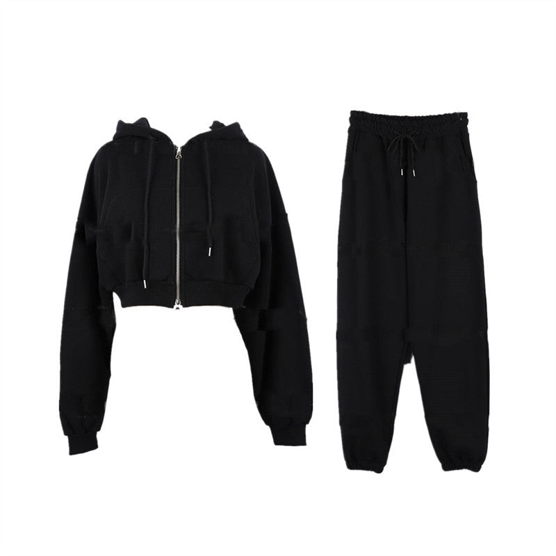 Kvinders sporty todelt sæt med cropped hoodie og komfortable joggers Stilla