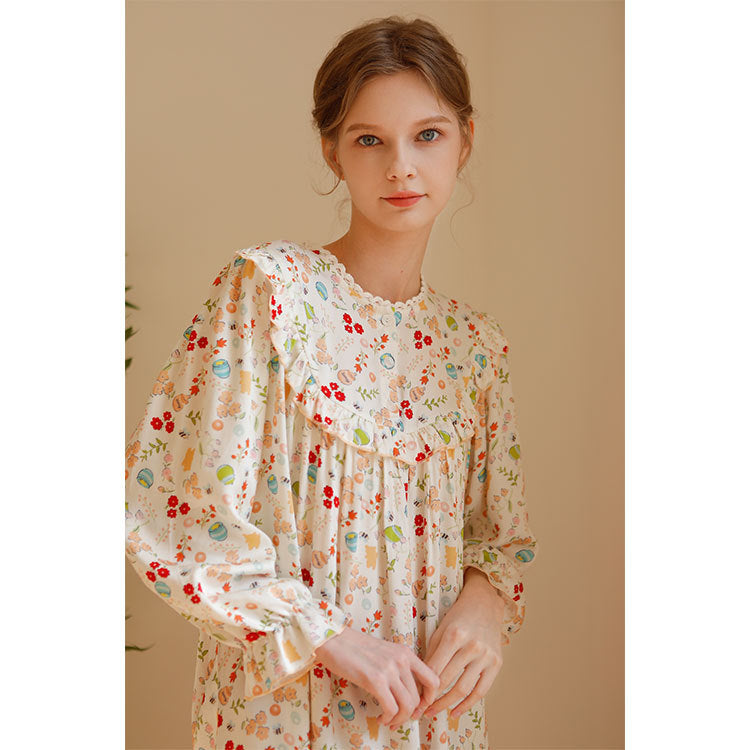 Dame nattkjole med floral ruchesdetail Stilla