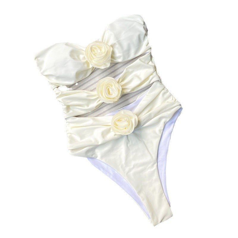 Dame Bikini-sæt med flower-applikationer og innovativt cut-out-design Stilla