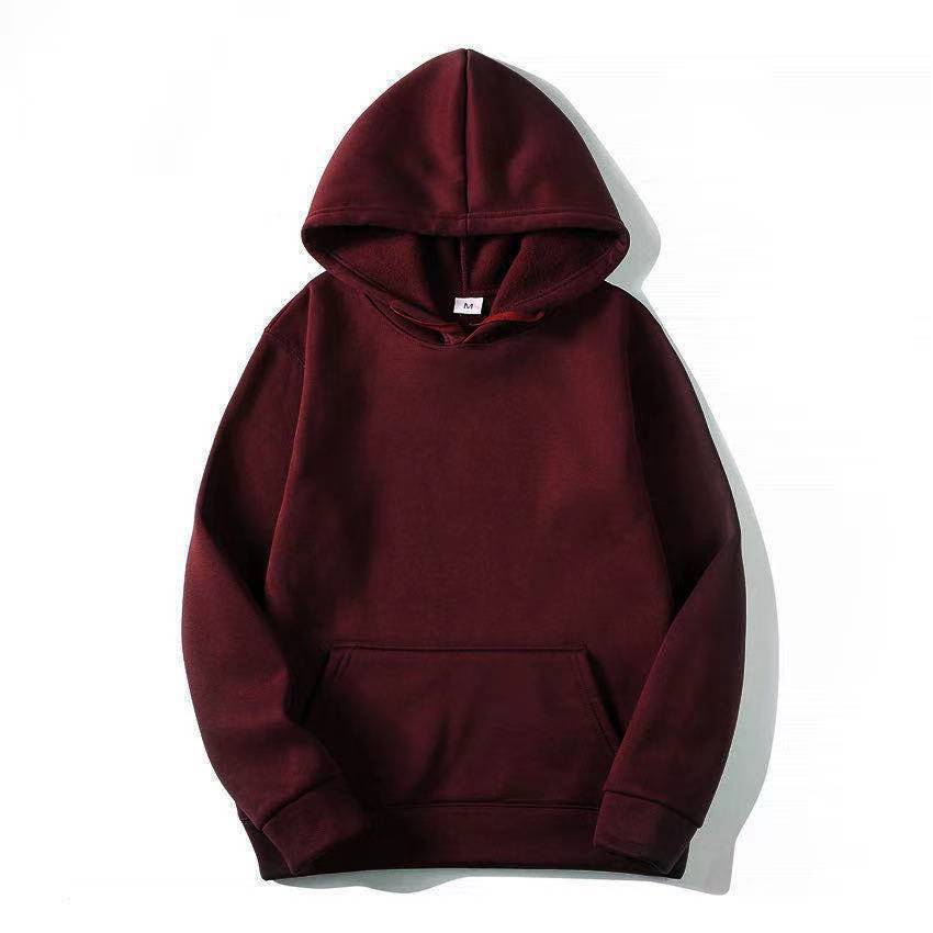 Dame hoodie med en komfortabel pasform og praktisk kængurulomme Skovae