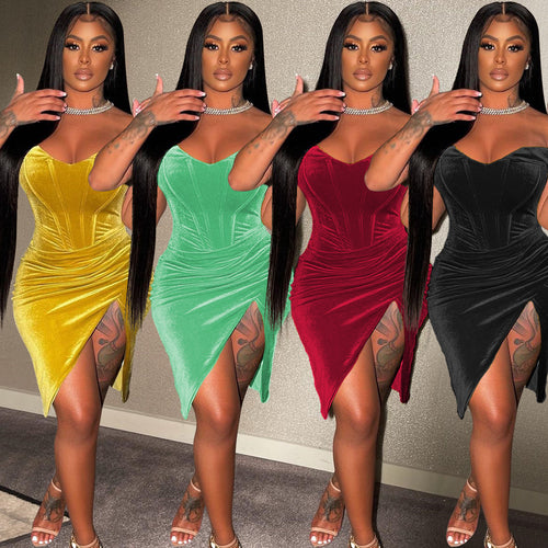 Elegant Velour Bodycon Kjole til Damer med Høj Slids Stilla