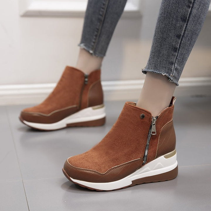 Dame Sneakers i sporty-elegant stil med lynlås Stilla