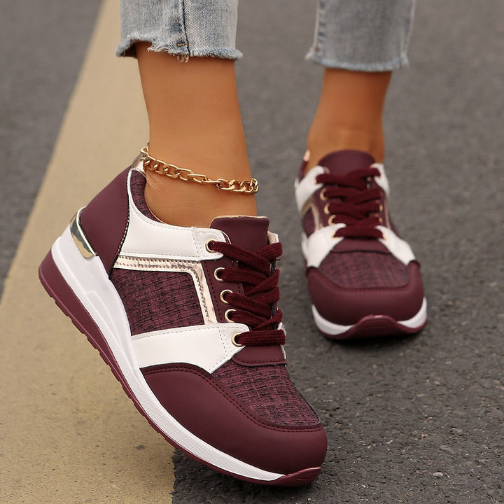 Dame Sneakers med mode metallic accent og fleksibel komfort fodseng Stilla