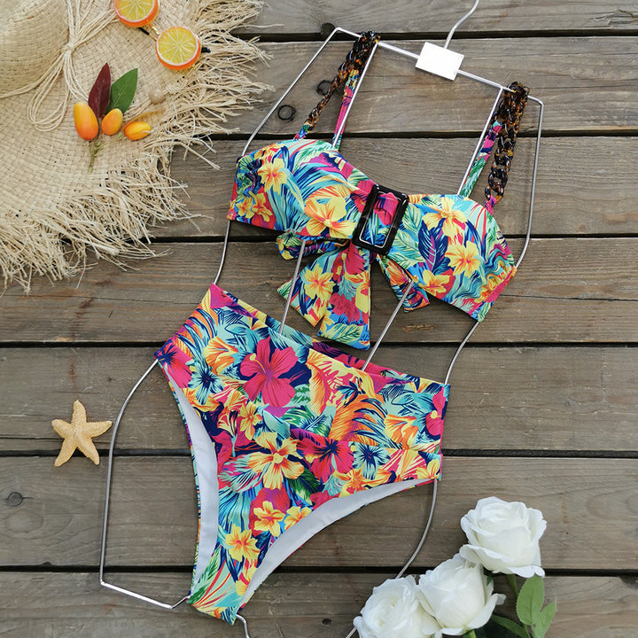 Dame bikini-sæt med legende floral-design og innovativ knude-top Stilla