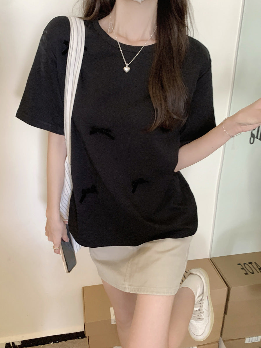 Femme Relaxed Fit Sløjfedetalje Grafisk Top Stilla