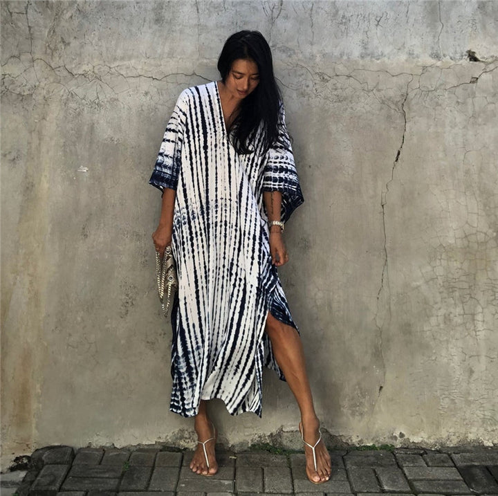 Dame Kaftan Kjole med moderne Ikat-mønster og elegante accenter Stilla