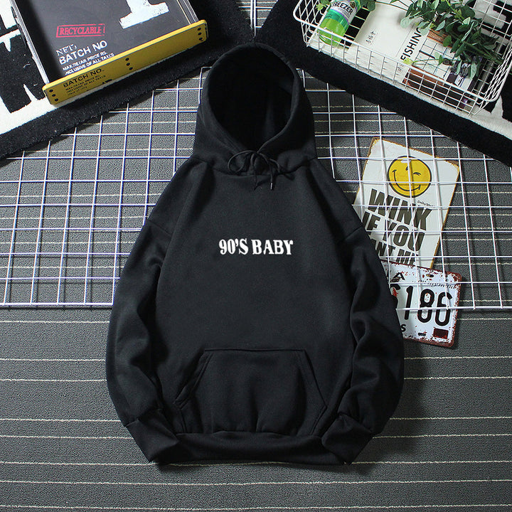 Dame hoodie med iøjnefaldende 90'er print Skovae