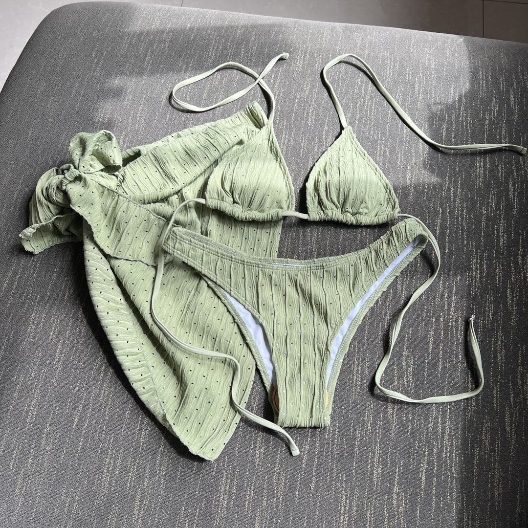 Dame bikini sæt med skinnende accenter og legesyg svømmerock Stilla