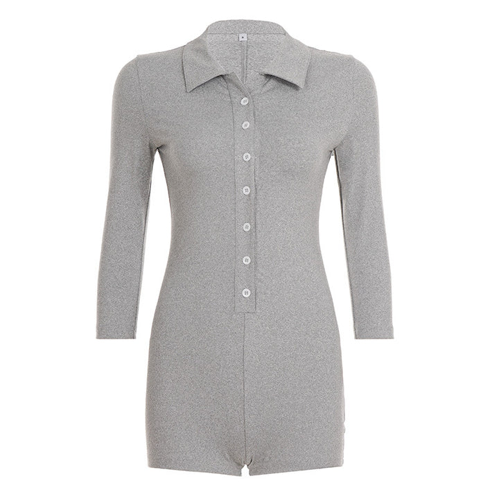 Dame jumpsuit med elegant krave og fashionable knapdetaljer Skovae