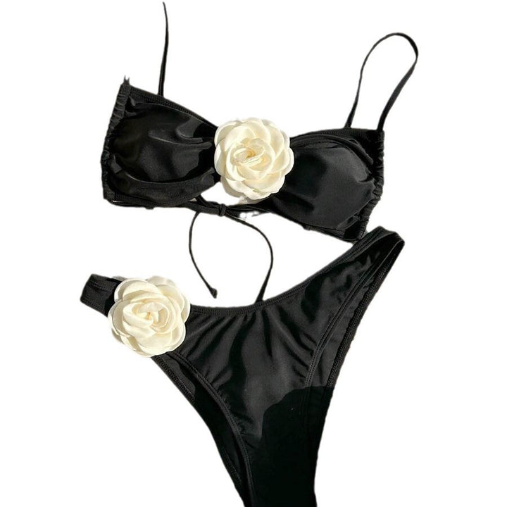 Dame Bikini-sæt med trendy blomsterdekoration og rynker Stilla