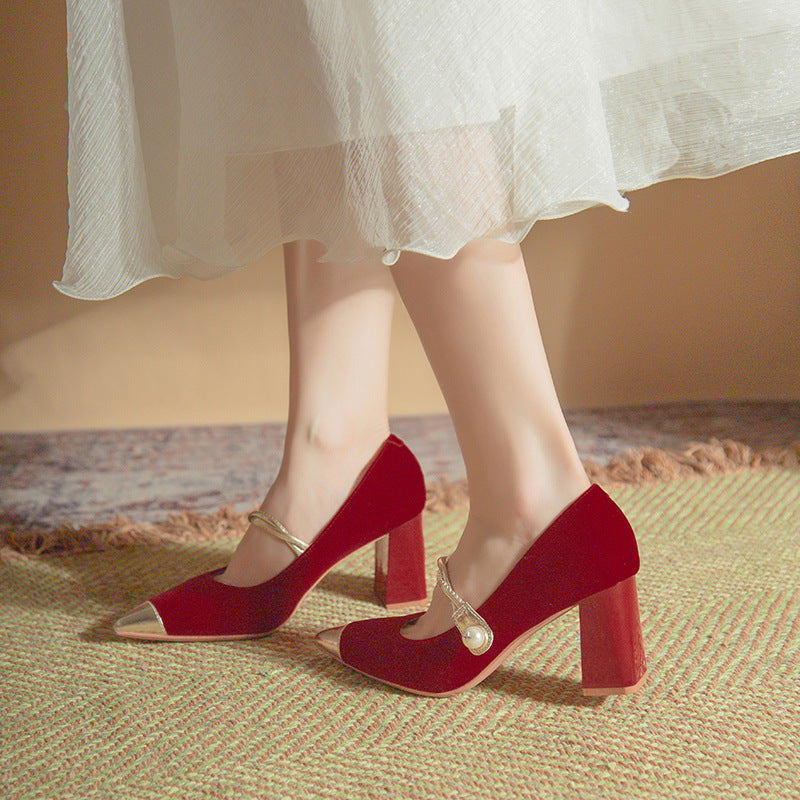 Kvinder Elegante Spids-Toe Blokhælhøjhæle Mary Jane Pumps med Dekorativ Rem Stilla