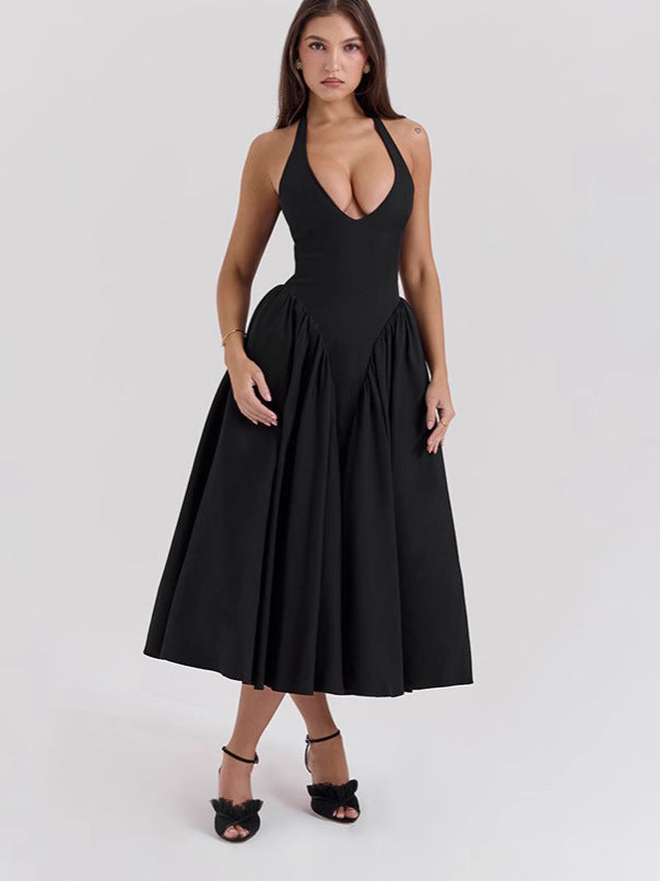 Dame maxikjole med elegant halterneck og voluminøs nederdel Stilla
