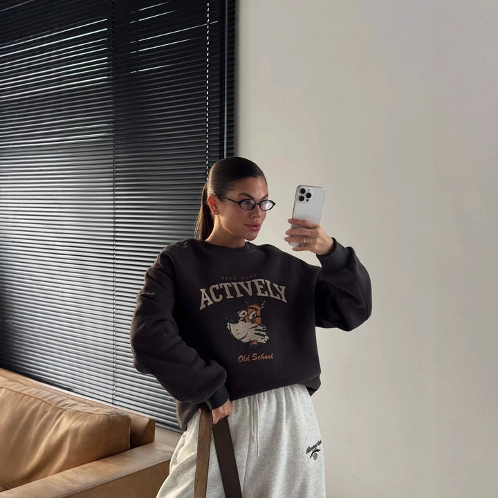 Kvinders afslappede sweatshirt med markant vintage design og behagelig pasform Stilla