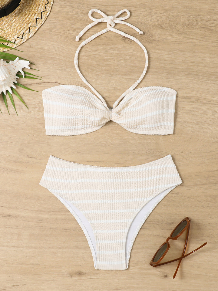Dame bandeau-bikini med moderigtige striber og fleksibel holder Stilla