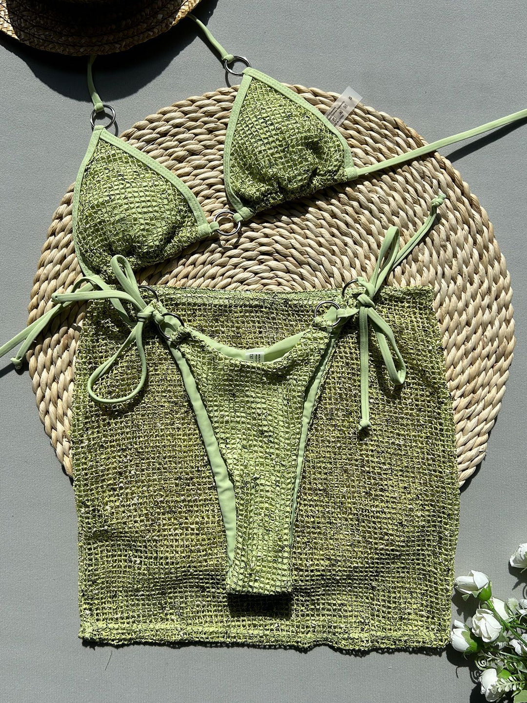 Dame Triangel-Bikini med dekorativt Skørt og Ringe Stilla