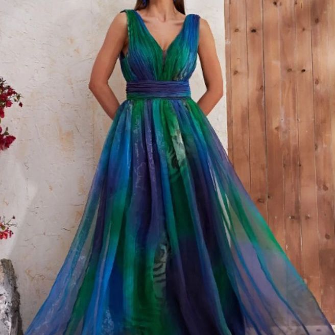 Dame elegant maxikjole med flydende chiffon-overdel og V-udskæring Stilla